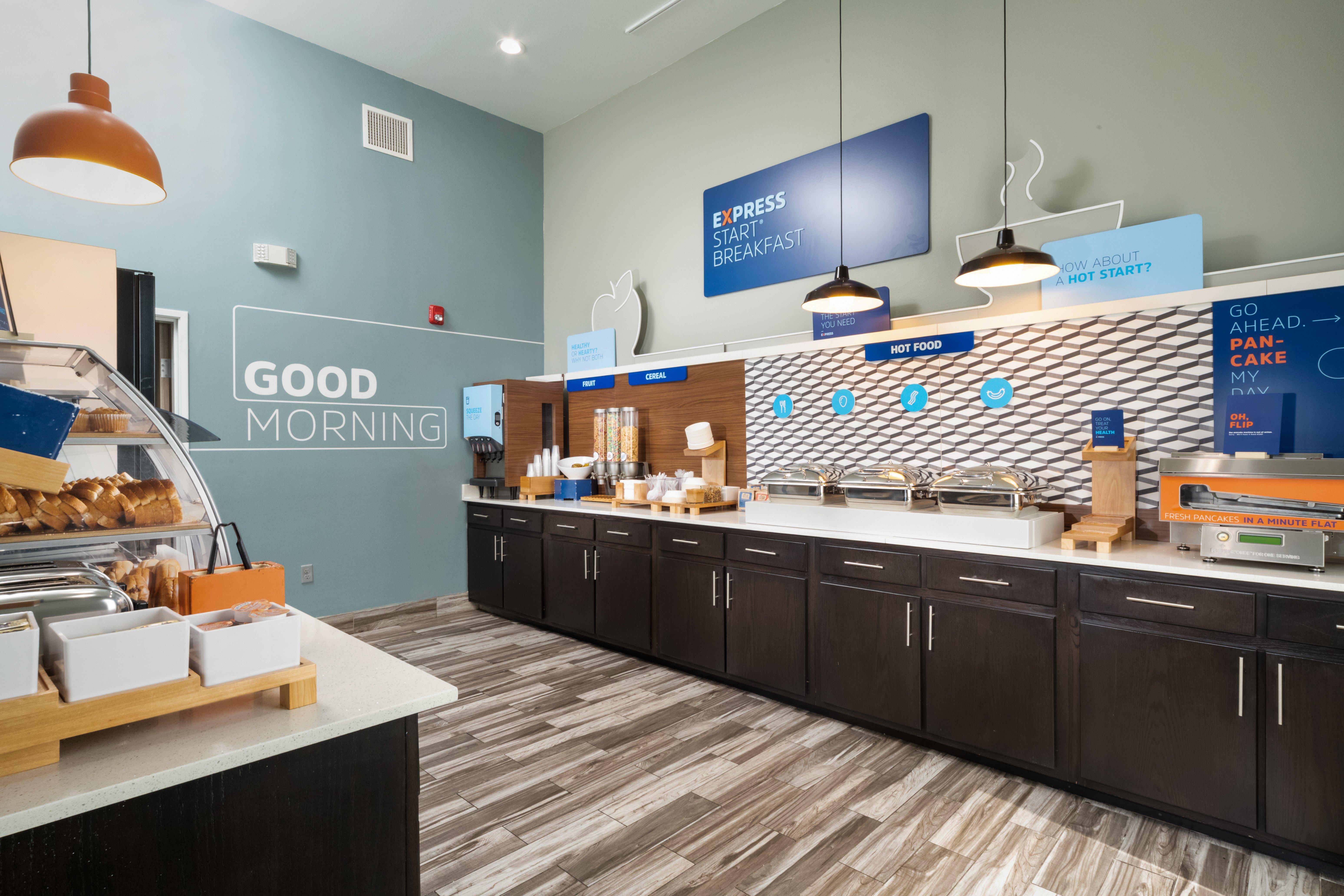 Holiday Inn Express & Suites Memphis Arpt Elvis Presley Blv By Ihg Екстер'єр фото