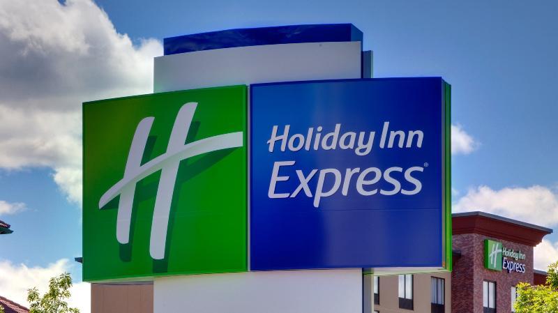 Holiday Inn Express & Suites Memphis Arpt Elvis Presley Blv, An Ihg Hotel Екстер'єр фото